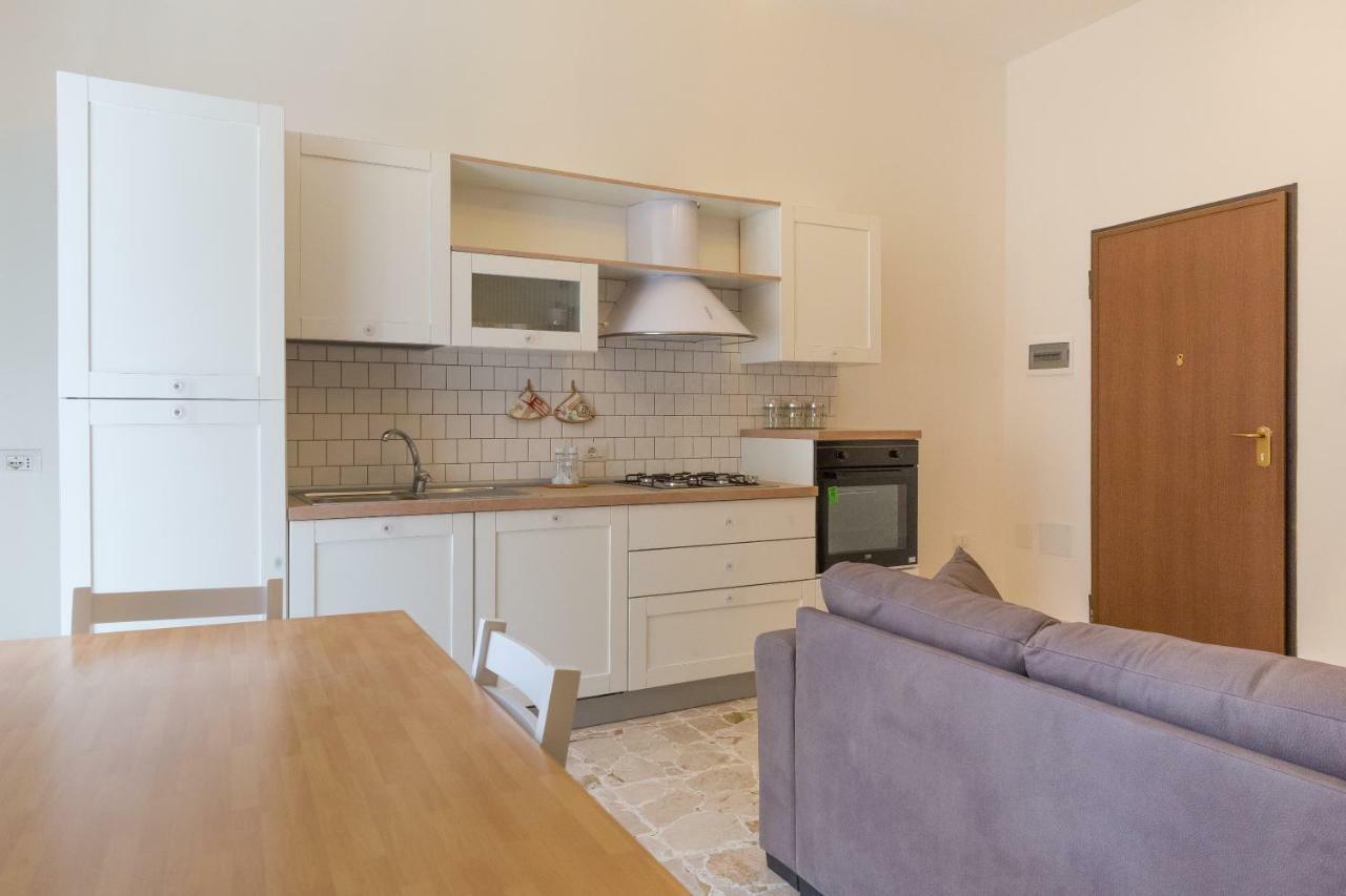 Central Apartments Noto Ngoại thất bức ảnh
